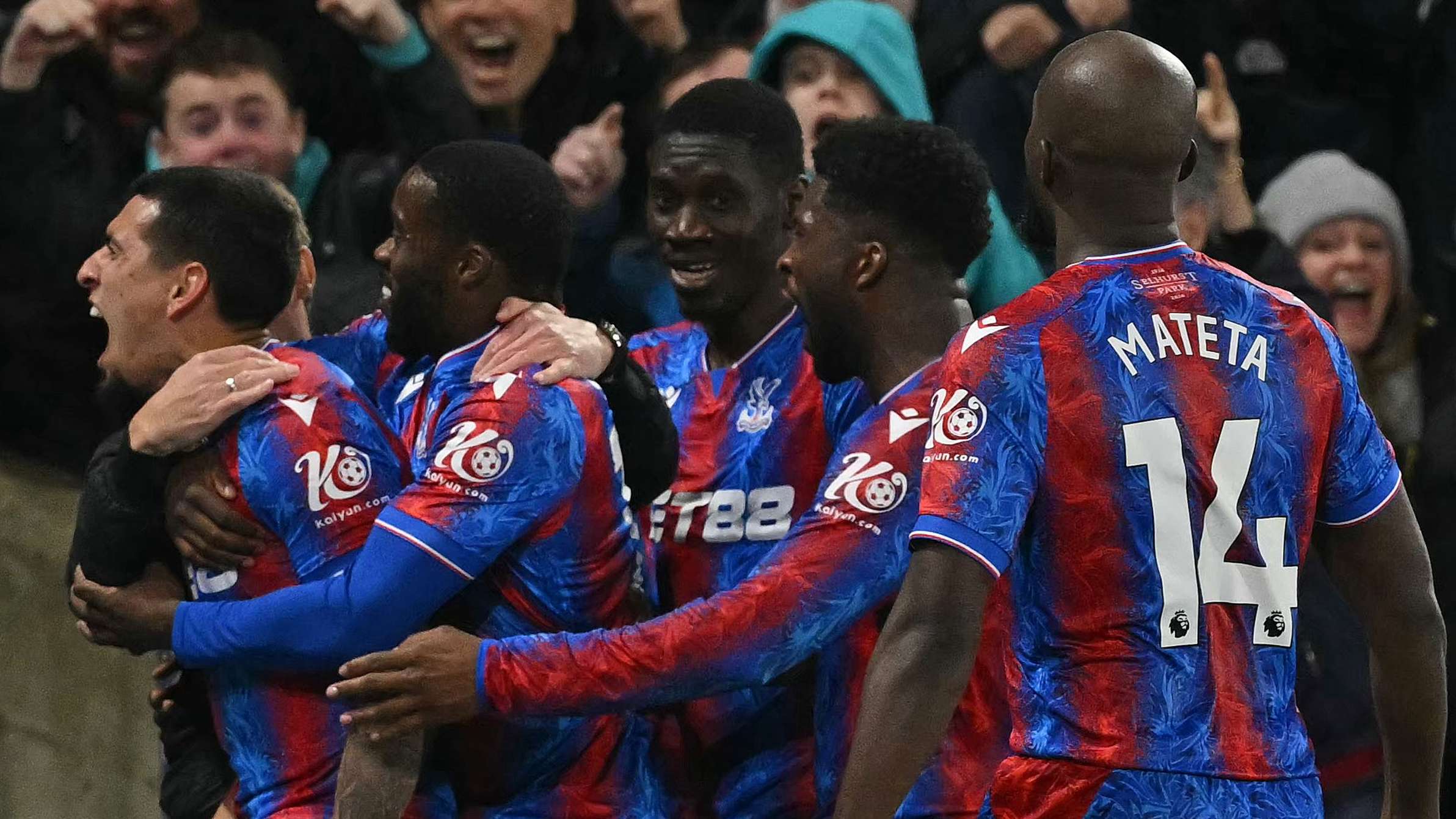 鼓励队员们 鼓励队员们